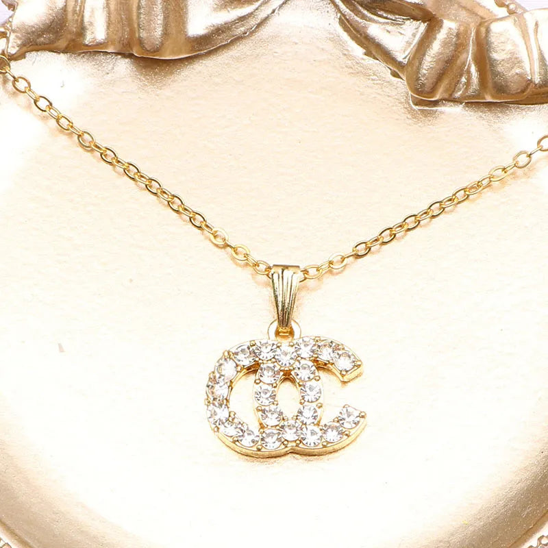 Wholesale Luxury Designer Brand 2023 Necklaces Chain 18K Gold Plated Crysatl Rhinestone Sweater Newklace for Women Wedding