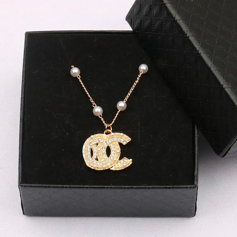 Luxury Women Designer Necklace Choker Chain Crystal Rhinestone 18K Gold Plated C-Letter Pendants Necklaces Statement Wedding Jewelry XL0002