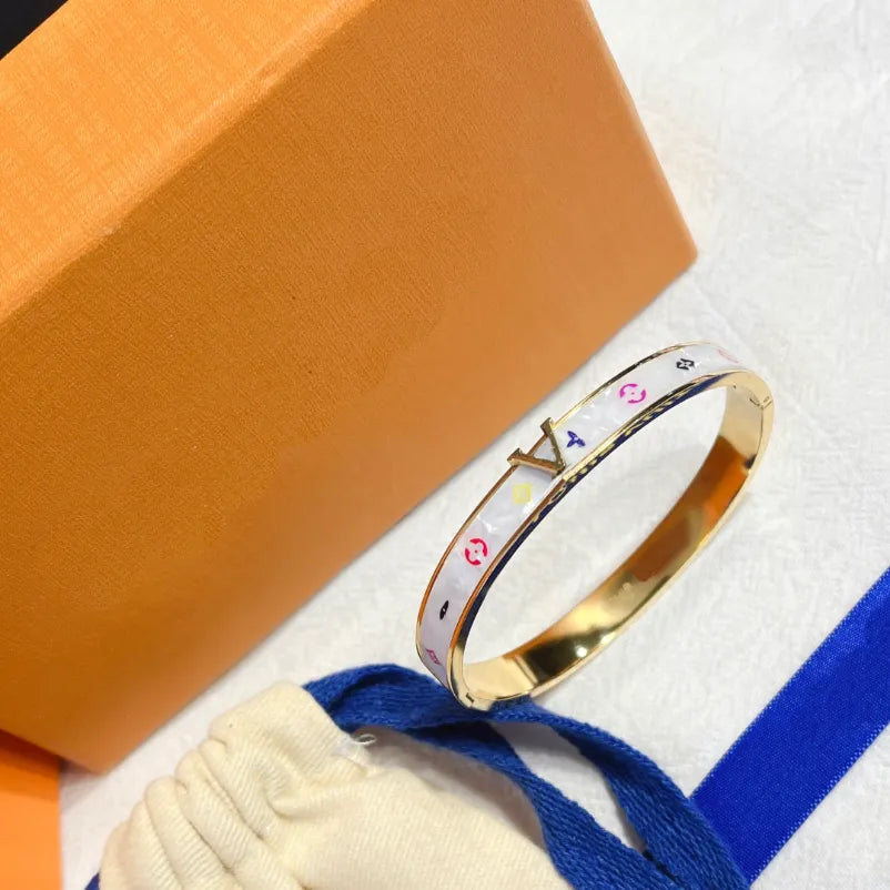 Lvt Lv Braclet Luxury Classic Style Bangle Preferred Jewelry Brand Bracelet Channel Setting True Love Fashion Exquisite New Elega Louis Vuittons Louisvuitton IFW0