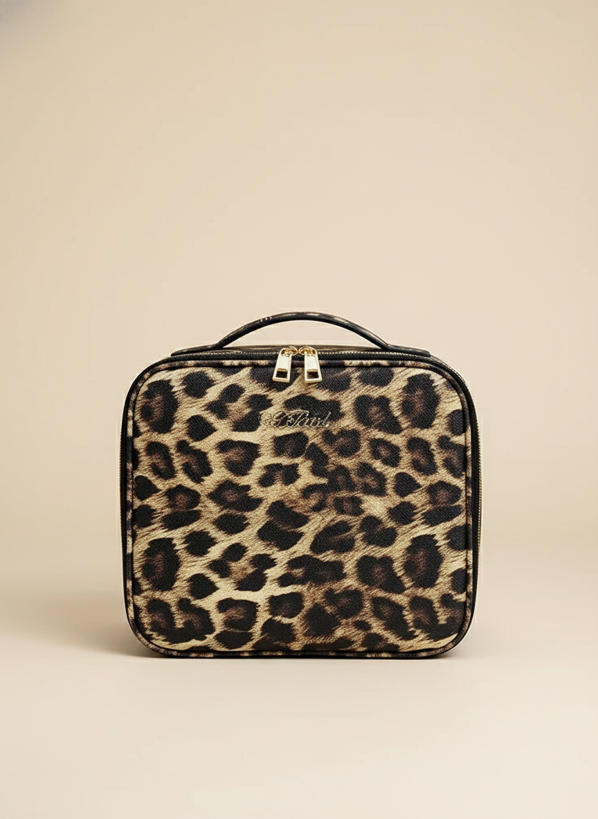 Professional makeup bag photo 1